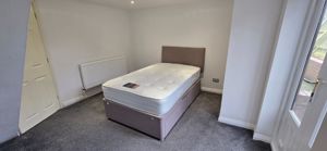 Photo 29- click for photo gallery